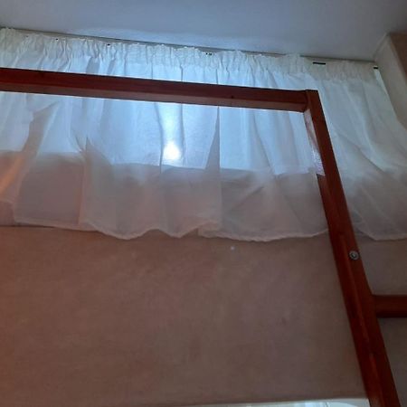 Private Room In Apartment Tov ทากาเซาท์ ภายนอก รูปภาพ