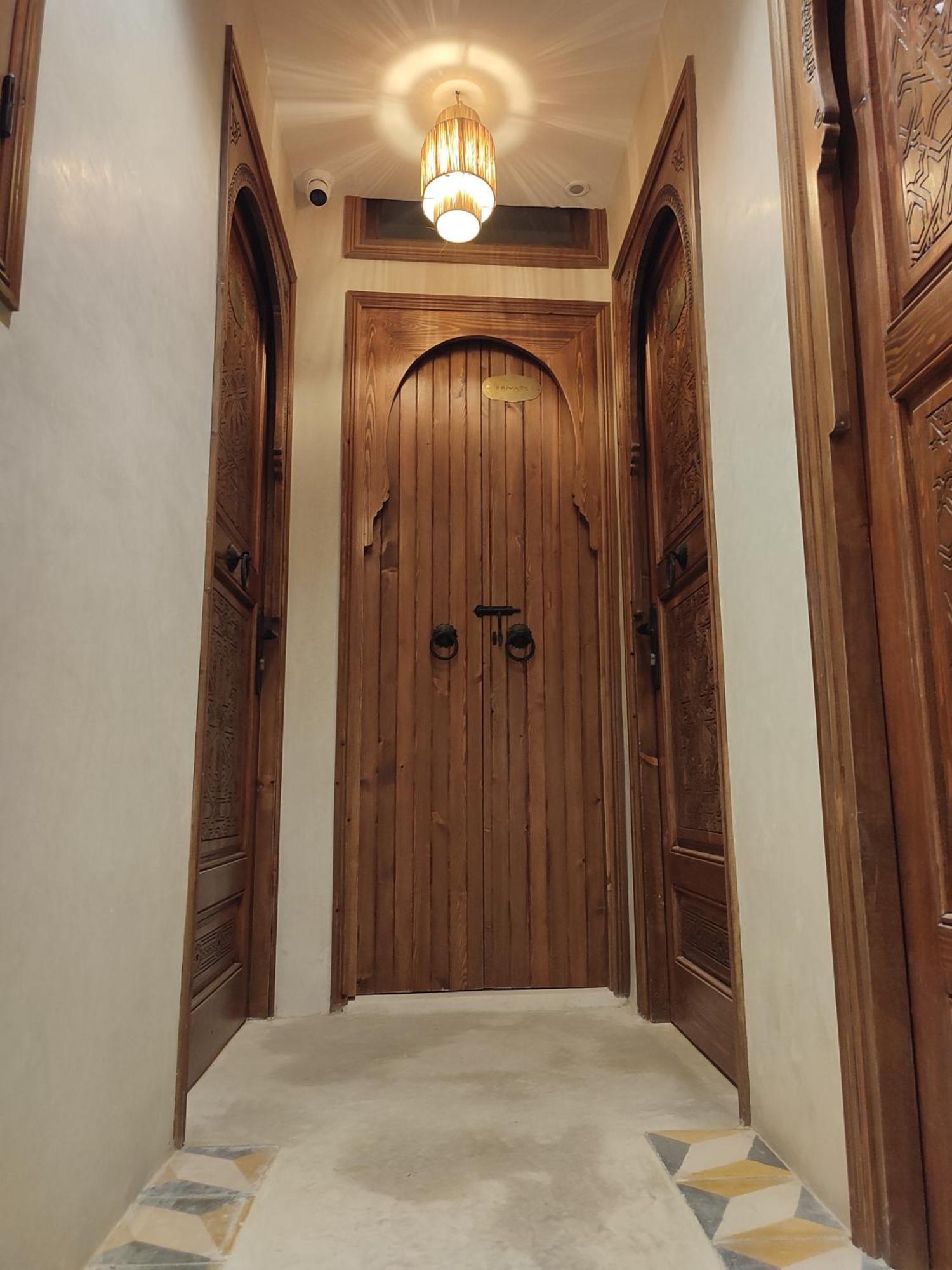 Private Room In Apartment Tov ทากาเซาท์ ภายนอก รูปภาพ
