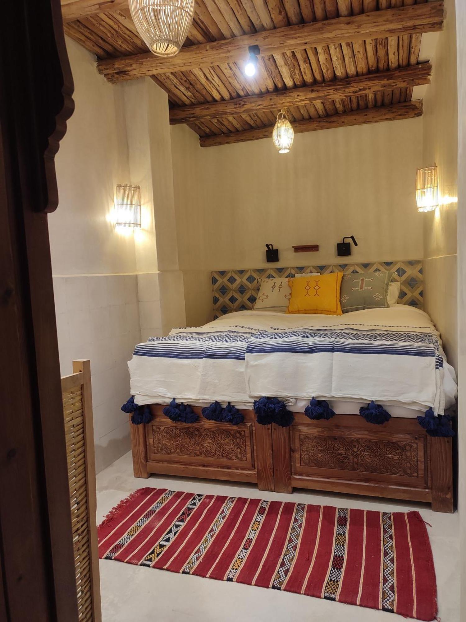 Private Room In Apartment Tov ทากาเซาท์ ภายนอก รูปภาพ